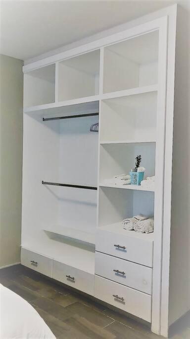 Lovely 1 Bedroom Apartment W/Private Parking Ensenada Luaran gambar